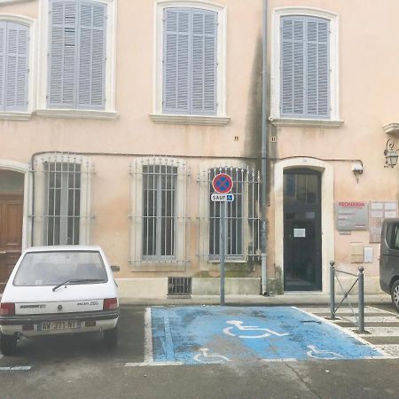 Chambre privée totalement indépendante au cœur de la ville Carpentras Extérieur photo